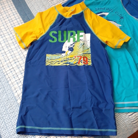 Boys rashguard swim shirt, size large 14 - Picture 1 of 4